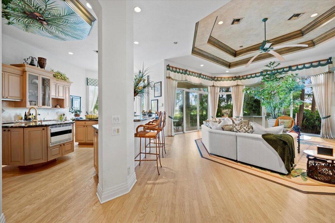 En Venta: $2,290,000 (3 camas, 4 baños, 4083 Pies cuadrados)