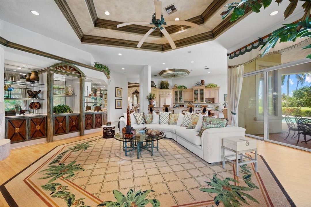 En Venta: $2,290,000 (3 camas, 4 baños, 4083 Pies cuadrados)