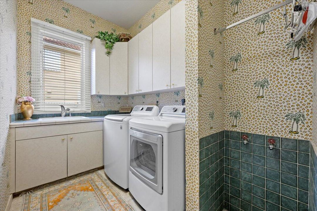 En Venta: $2,290,000 (3 camas, 4 baños, 4083 Pies cuadrados)