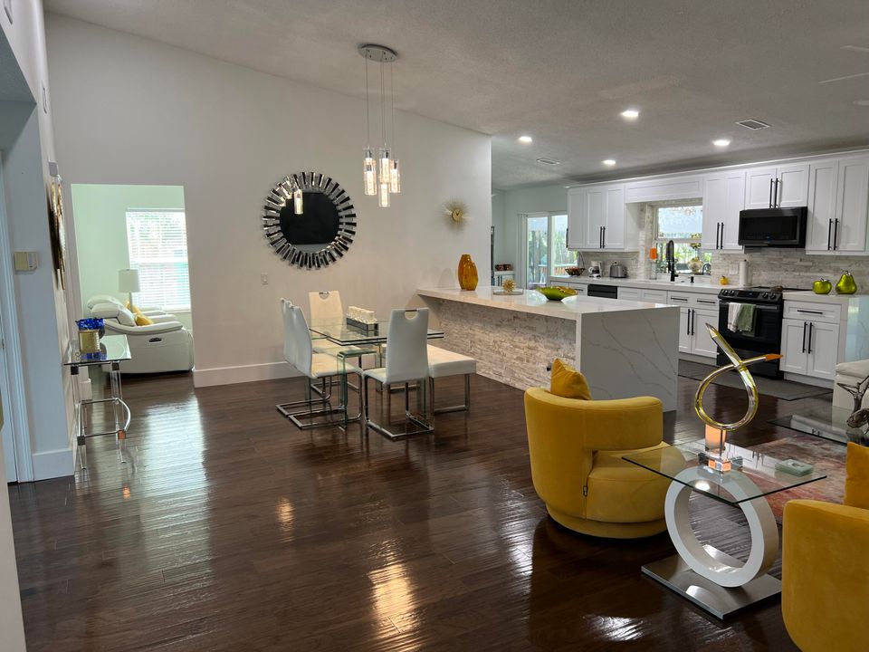 Active With Contract: $7,000 (3 beds, 2 baths, 1775 Square Feet)