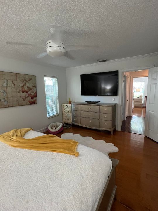 Active With Contract: $7,000 (3 beds, 2 baths, 1775 Square Feet)