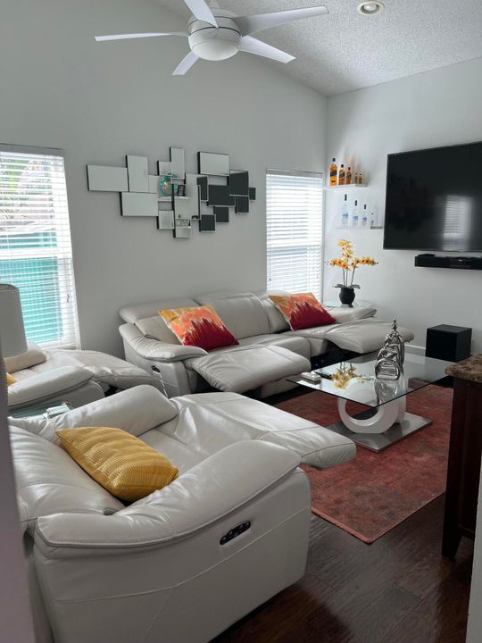 Active With Contract: $7,000 (3 beds, 2 baths, 1775 Square Feet)