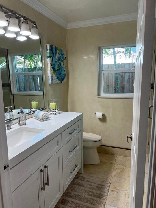 Active With Contract: $7,000 (3 beds, 2 baths, 1775 Square Feet)