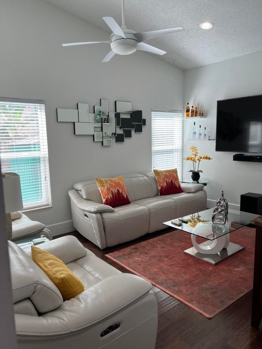 Active With Contract: $7,000 (3 beds, 2 baths, 1775 Square Feet)