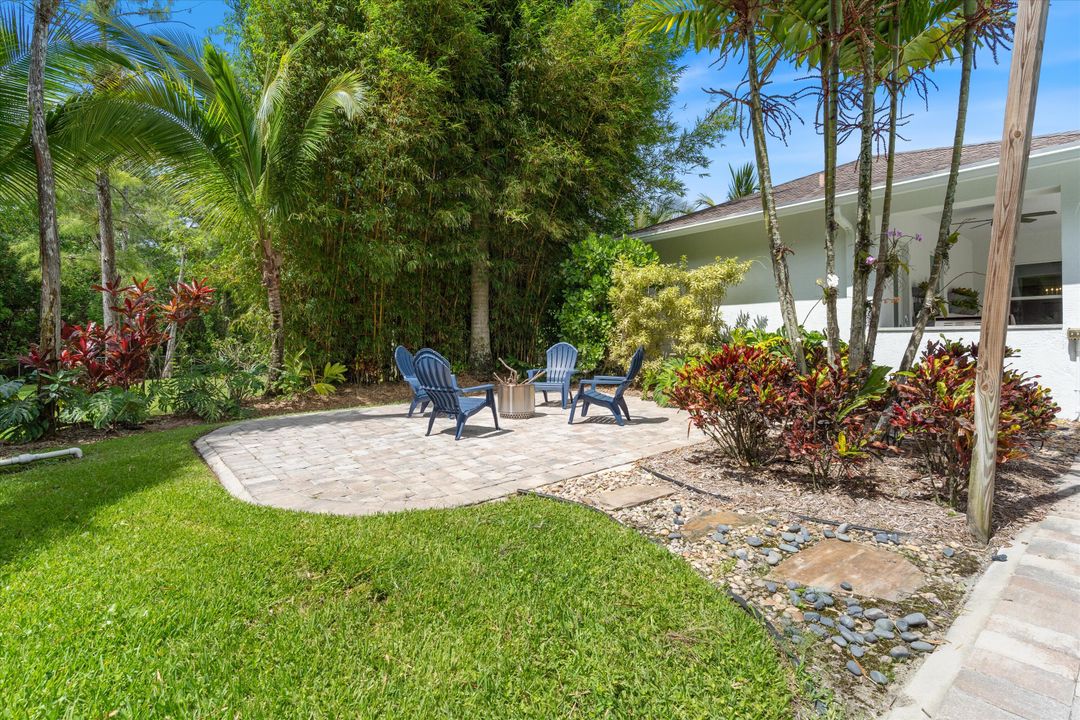 Active With Contract: $1,495,000 (4 beds, 3 baths, 2710 Square Feet)