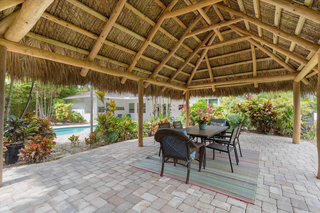 Active With Contract: $1,495,000 (4 beds, 3 baths, 2710 Square Feet)