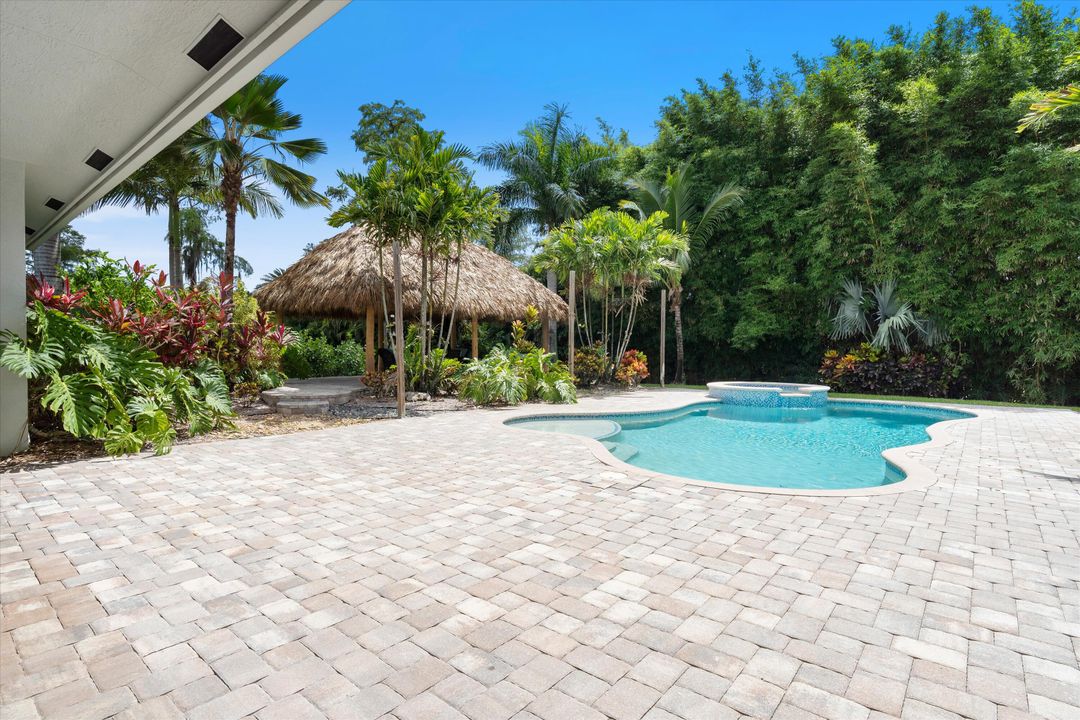 Active With Contract: $1,495,000 (4 beds, 3 baths, 2710 Square Feet)