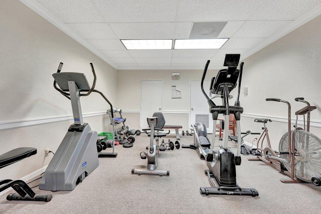 На продажу: $179,000 (2 спален, 2 ванн, 1350 Квадратных фут)