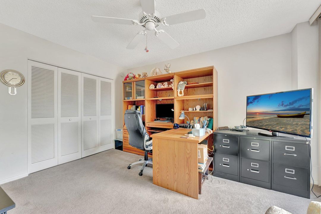 На продажу: $179,000 (2 спален, 2 ванн, 1350 Квадратных фут)