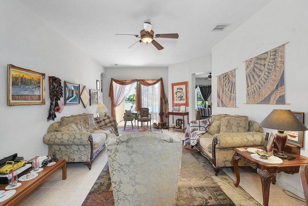 待售: $409,900 (3 贝兹, 2 浴室, 2090 平方英尺)