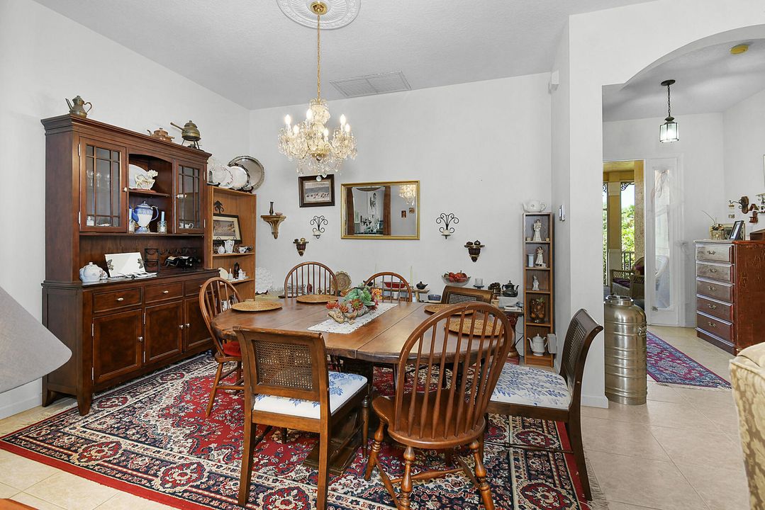 待售: $409,900 (3 贝兹, 2 浴室, 2090 平方英尺)