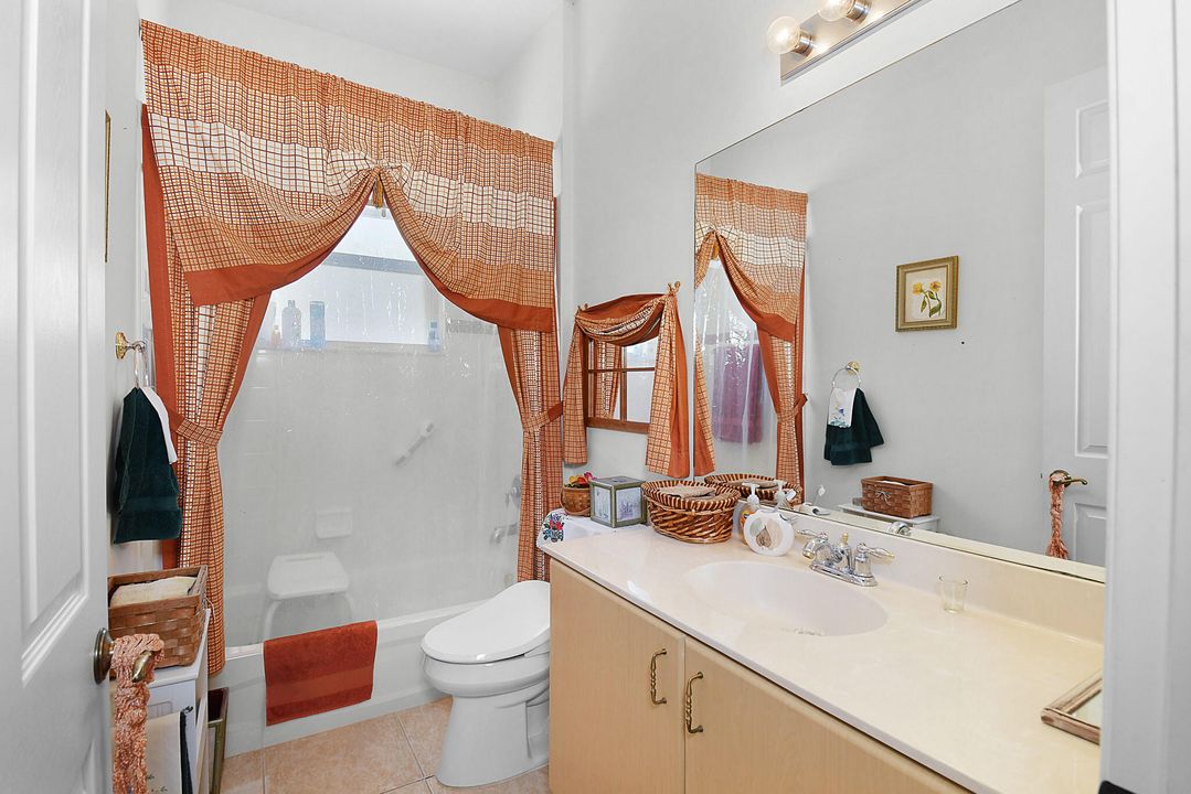 待售: $409,900 (3 贝兹, 2 浴室, 2090 平方英尺)