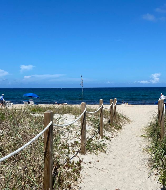 Activo con contrato: $5,200 (1 camas, 1 baños, 860 Pies cuadrados)