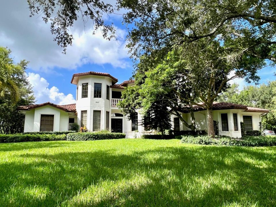 En Venta: $3,725,000 (4 camas, 3 baños, 4536 Pies cuadrados)