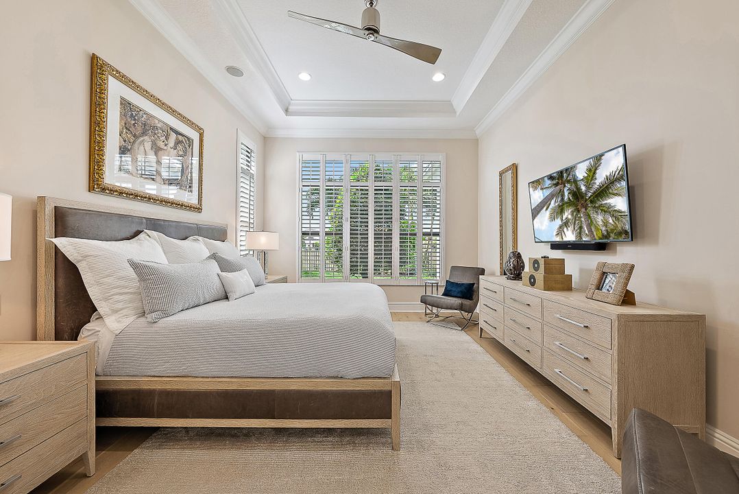 Active With Contract: $2,150,000 (4 beds, 5 baths, 3592 Square Feet)