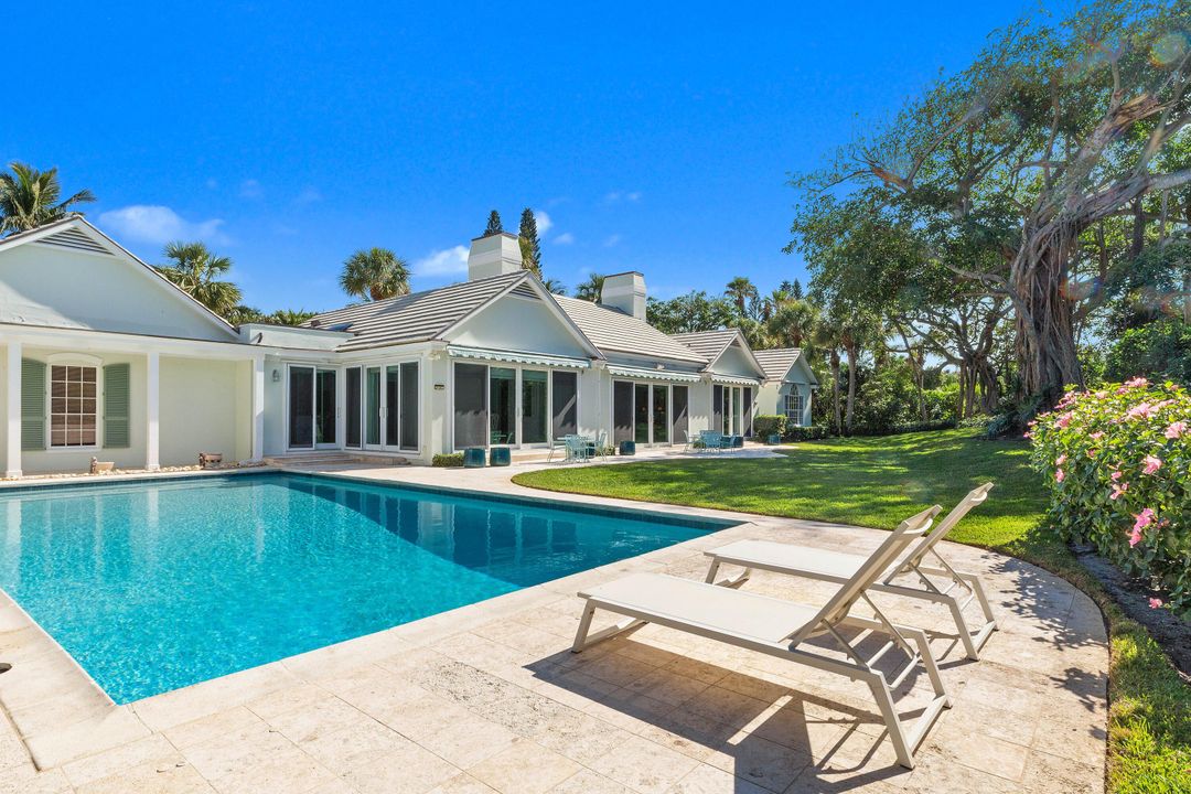 For Sale: $7,200,000 (5 beds, 5 baths, 4374 Square Feet)