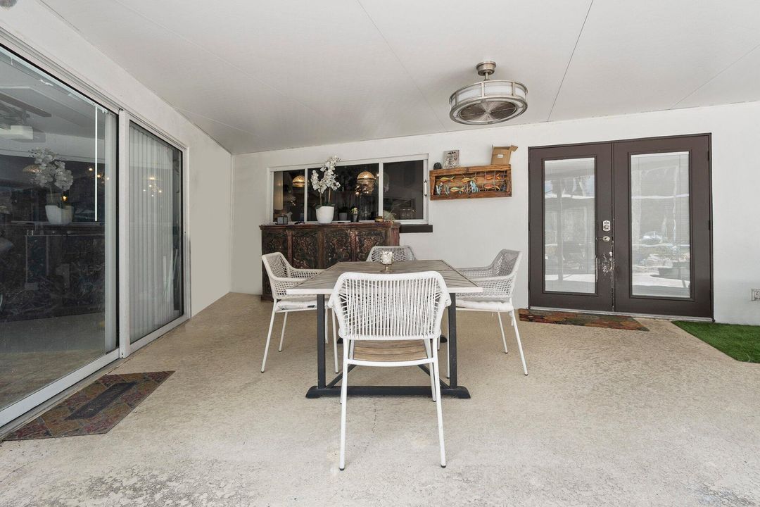 待售: $859,900 (3 贝兹, 3 浴室, 2199 平方英尺)