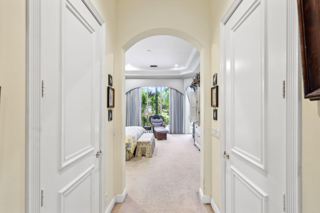 For Sale: $3,250,000 (6 beds, 7 baths, 4805 Square Feet)