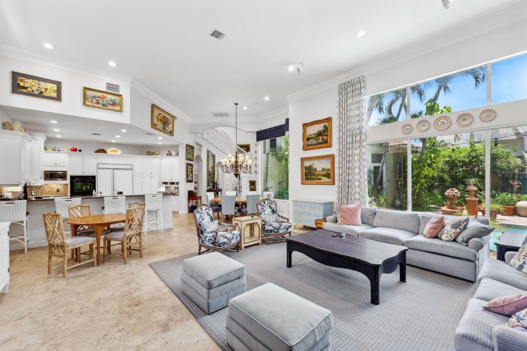 For Sale: $3,250,000 (6 beds, 7 baths, 4805 Square Feet)