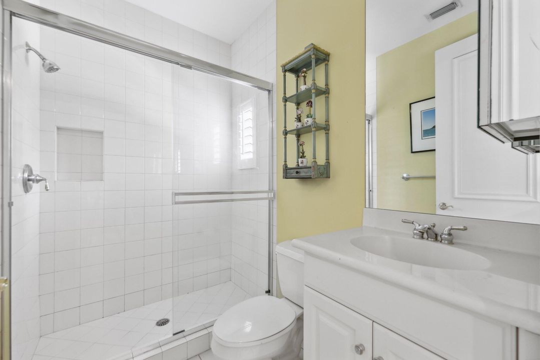 For Sale: $3,250,000 (6 beds, 7 baths, 4805 Square Feet)