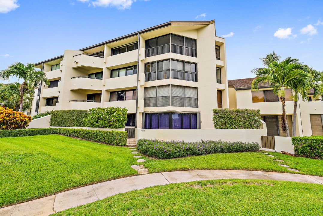 В аренду: $6,000 (4 спален, 3 ванн, 2580 Квадратных фут)