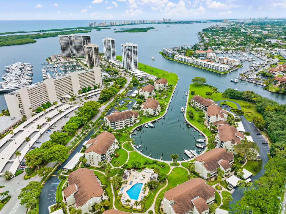 В аренду: $6,000 (4 спален, 3 ванн, 2580 Квадратных фут)