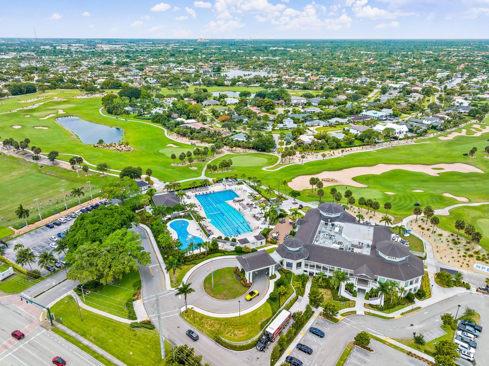 В аренду: $6,000 (4 спален, 3 ванн, 2580 Квадратных фут)