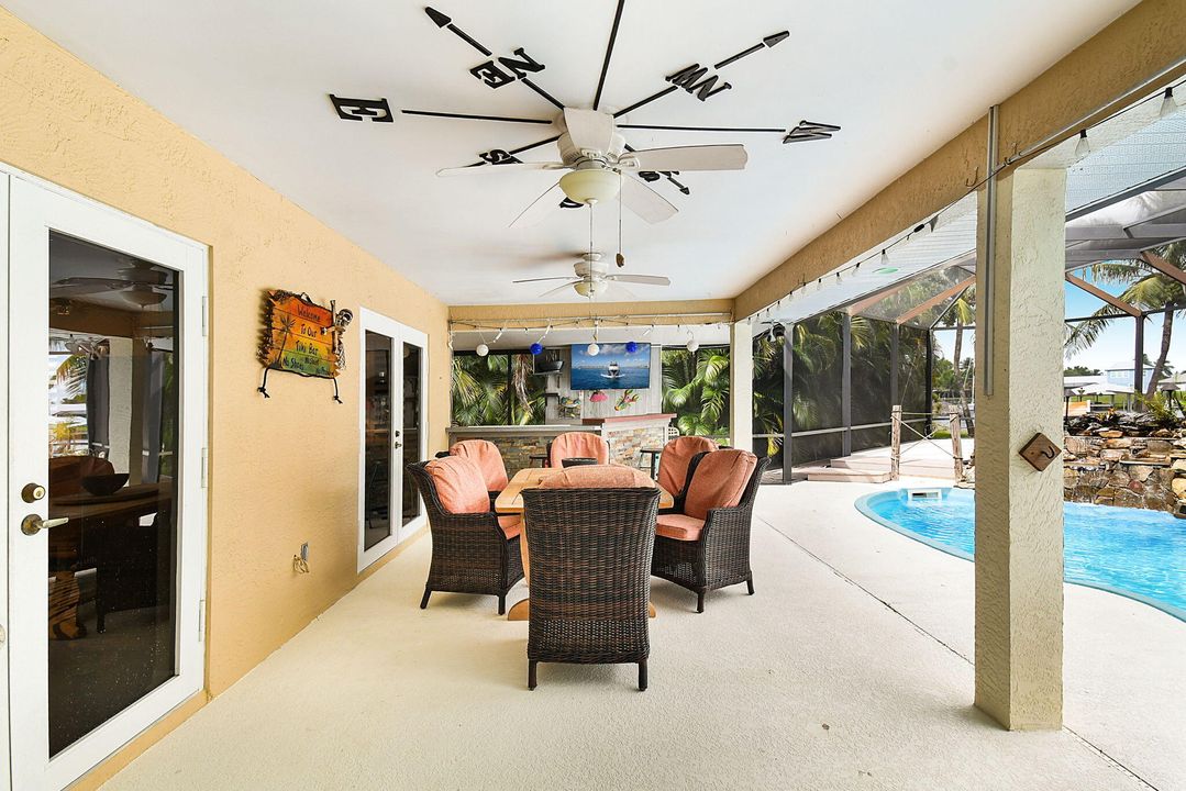 待售: $1,250,000 (4 贝兹, 2 浴室, 3037 平方英尺)