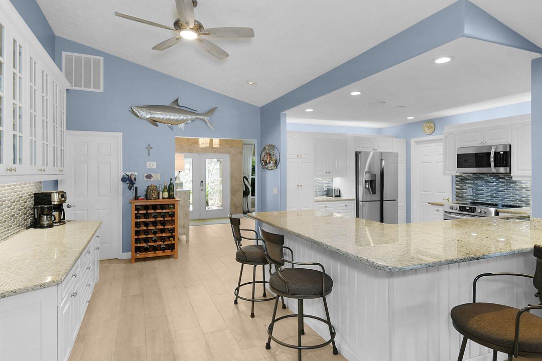 待售: $1,250,000 (4 贝兹, 2 浴室, 3037 平方英尺)