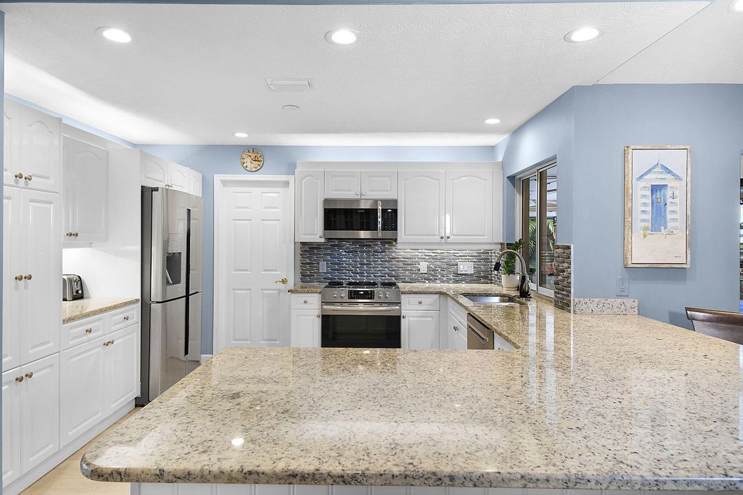 待售: $1,250,000 (4 贝兹, 2 浴室, 3037 平方英尺)