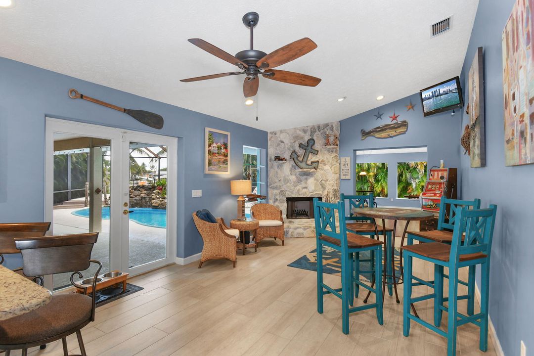 待售: $1,250,000 (4 贝兹, 2 浴室, 3037 平方英尺)