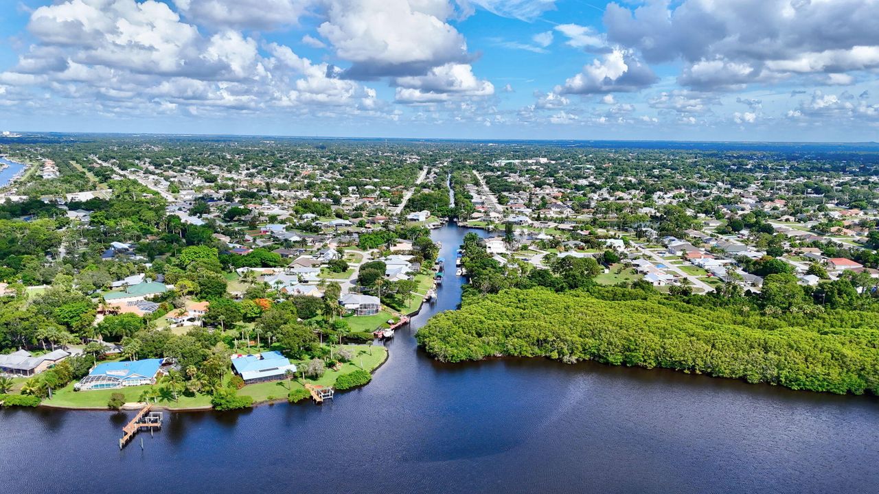 待售: $1,250,000 (4 贝兹, 2 浴室, 3037 平方英尺)