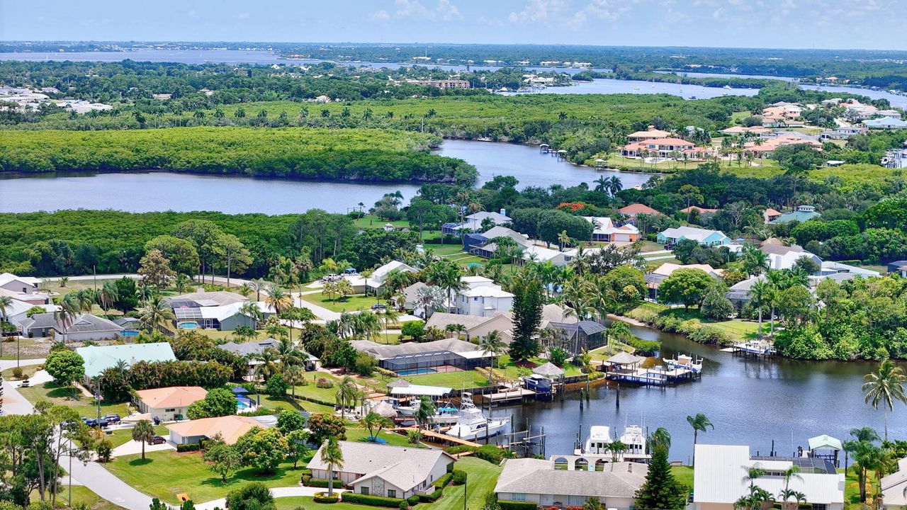 待售: $1,250,000 (4 贝兹, 2 浴室, 3037 平方英尺)