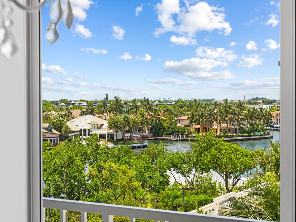 Active With Contract: $1,100,000 (3 beds, 3 baths, 2108 Square Feet)