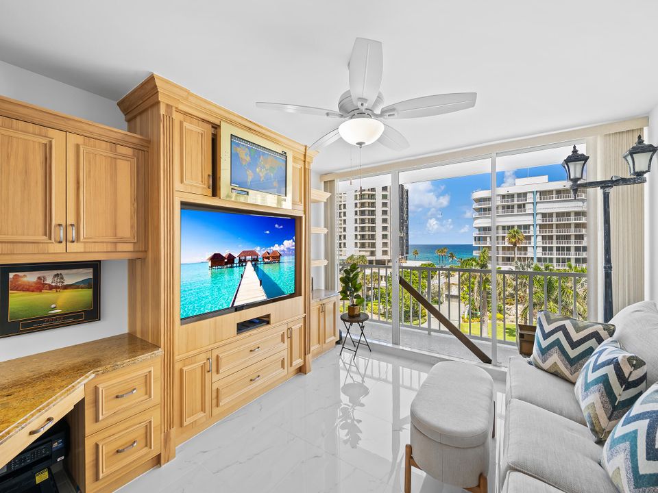 Active With Contract: $1,100,000 (3 beds, 3 baths, 2108 Square Feet)