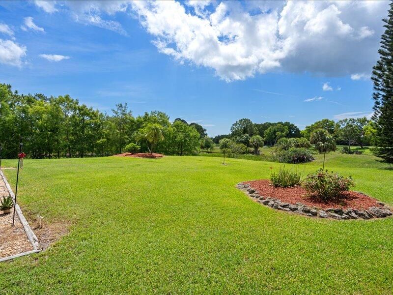 En Venta: $695,000 (3 camas, 2 baños, 2800 Pies cuadrados)