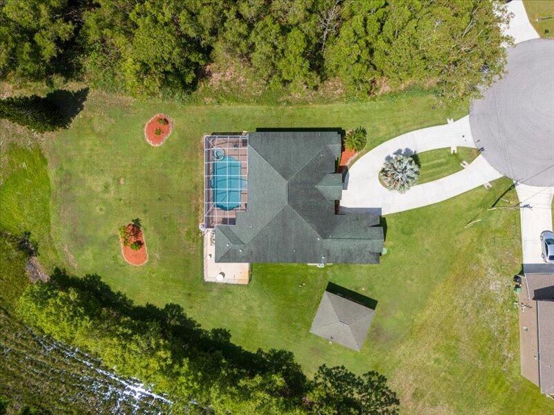 En Venta: $695,000 (3 camas, 2 baños, 2800 Pies cuadrados)