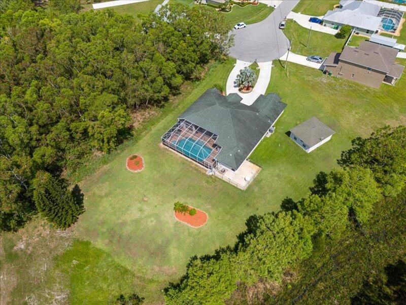 En Venta: $695,000 (3 camas, 2 baños, 2800 Pies cuadrados)