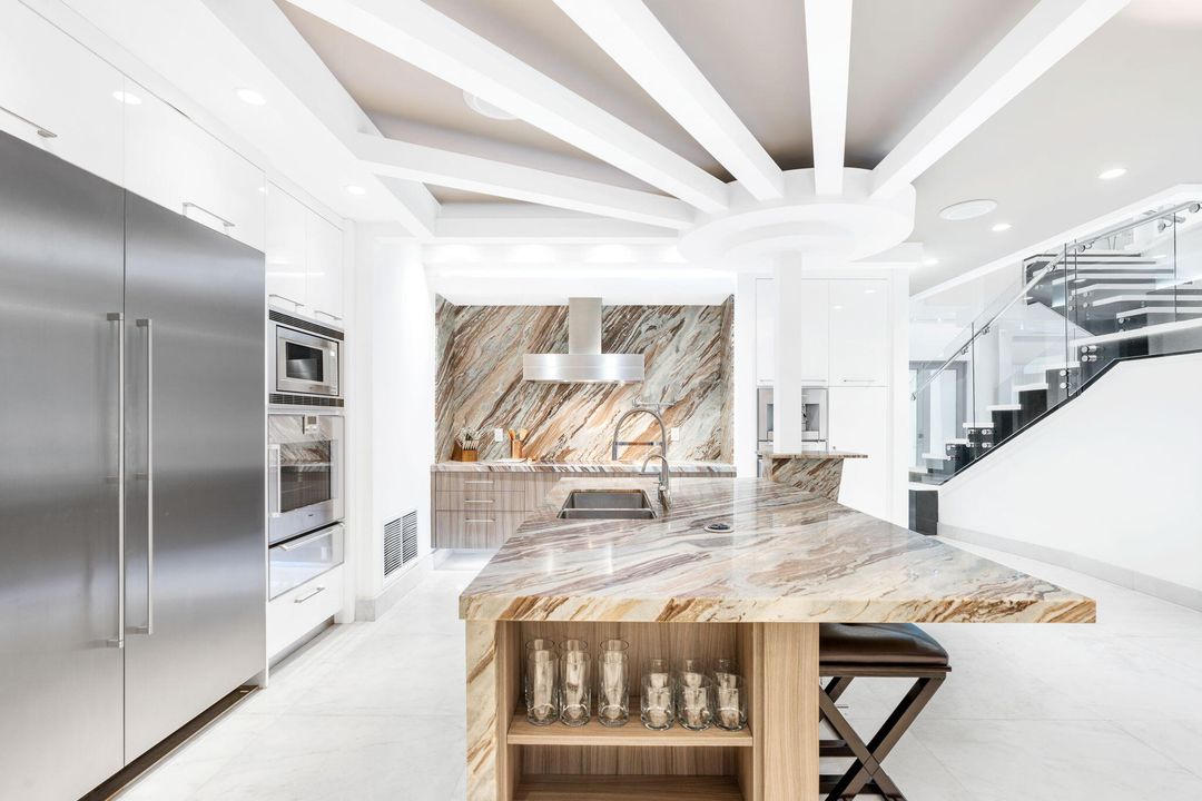 En Venta: $3,750,000 (6 camas, 5 baños, 4898 Pies cuadrados)