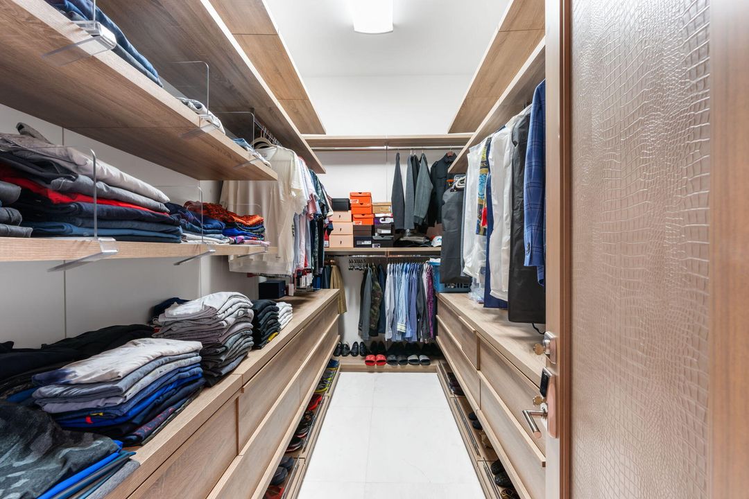 En Venta: $3,750,000 (6 camas, 5 baños, 4898 Pies cuadrados)