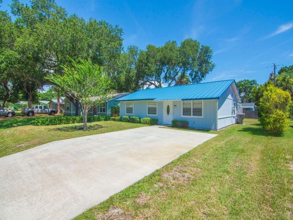 Recently Sold: $289,000 (3 beds, 2 baths, 1200 Square Feet)