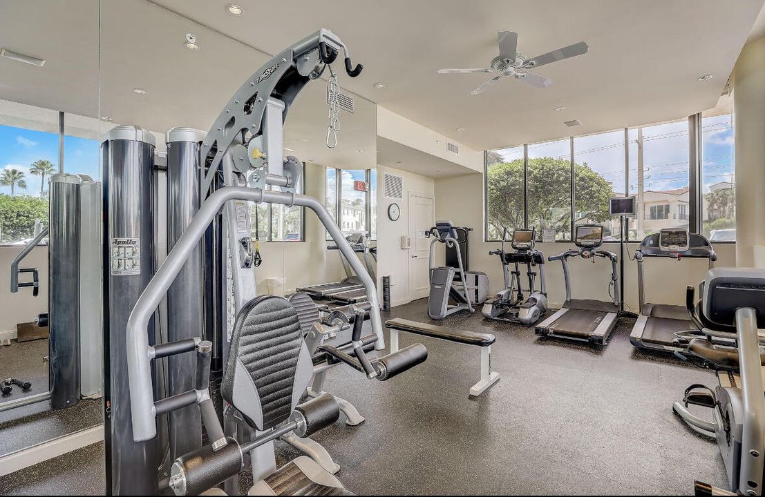 На продажу: $1,750,000 (3 спален, 2 ванн, 2019 Квадратных фут)