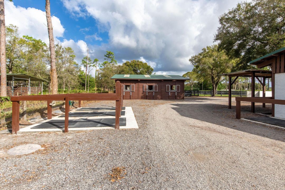 出租: $25,000 (3 贝兹, 2 浴室, 1524 平方英尺)