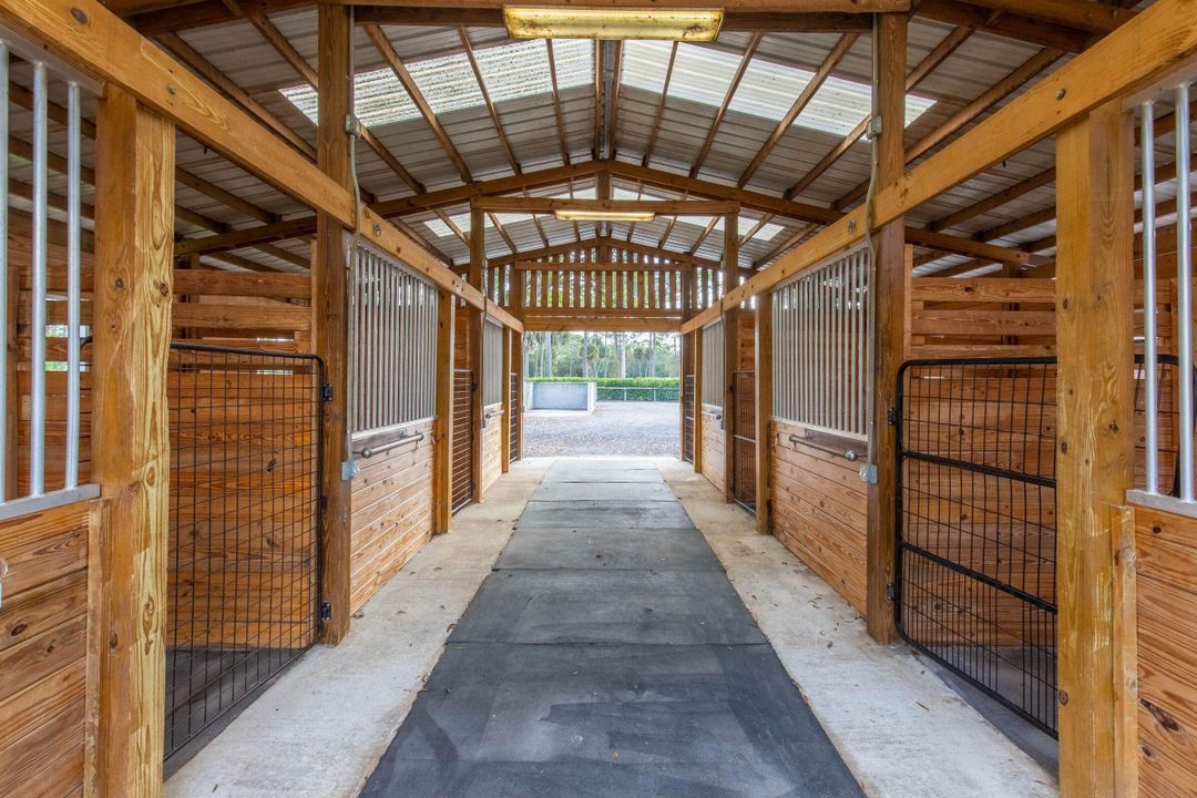 出租: $25,000 (3 贝兹, 2 浴室, 1524 平方英尺)