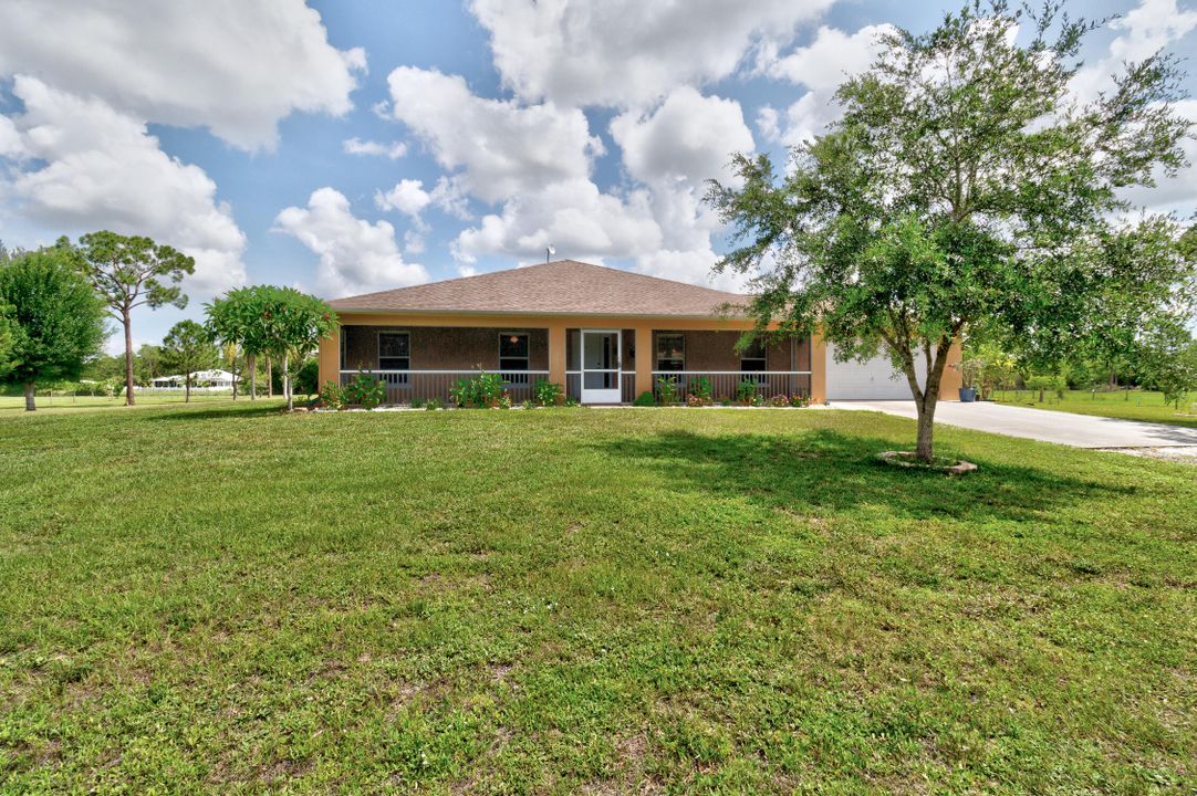 待售: $789,900 (3 贝兹, 2 浴室, 1615 平方英尺)