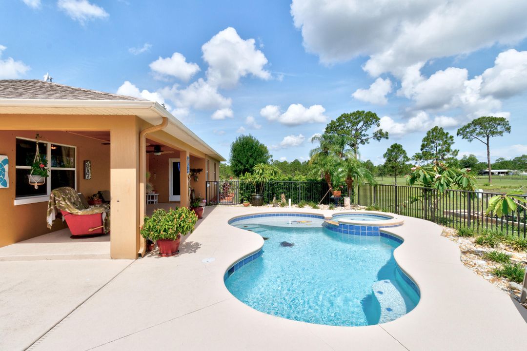 待售: $789,900 (3 贝兹, 2 浴室, 1615 平方英尺)