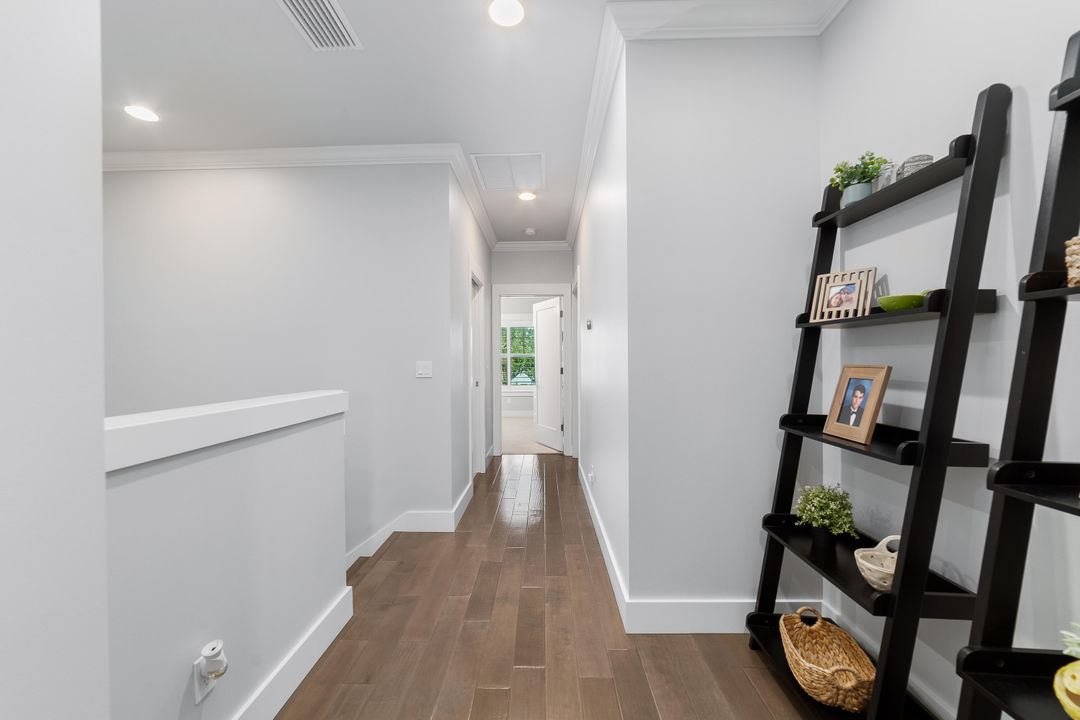 待售: $680,000 (3 贝兹, 2 浴室, 2022 平方英尺)