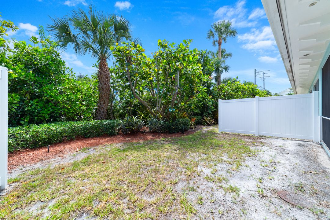 待售: $680,000 (3 贝兹, 2 浴室, 2022 平方英尺)