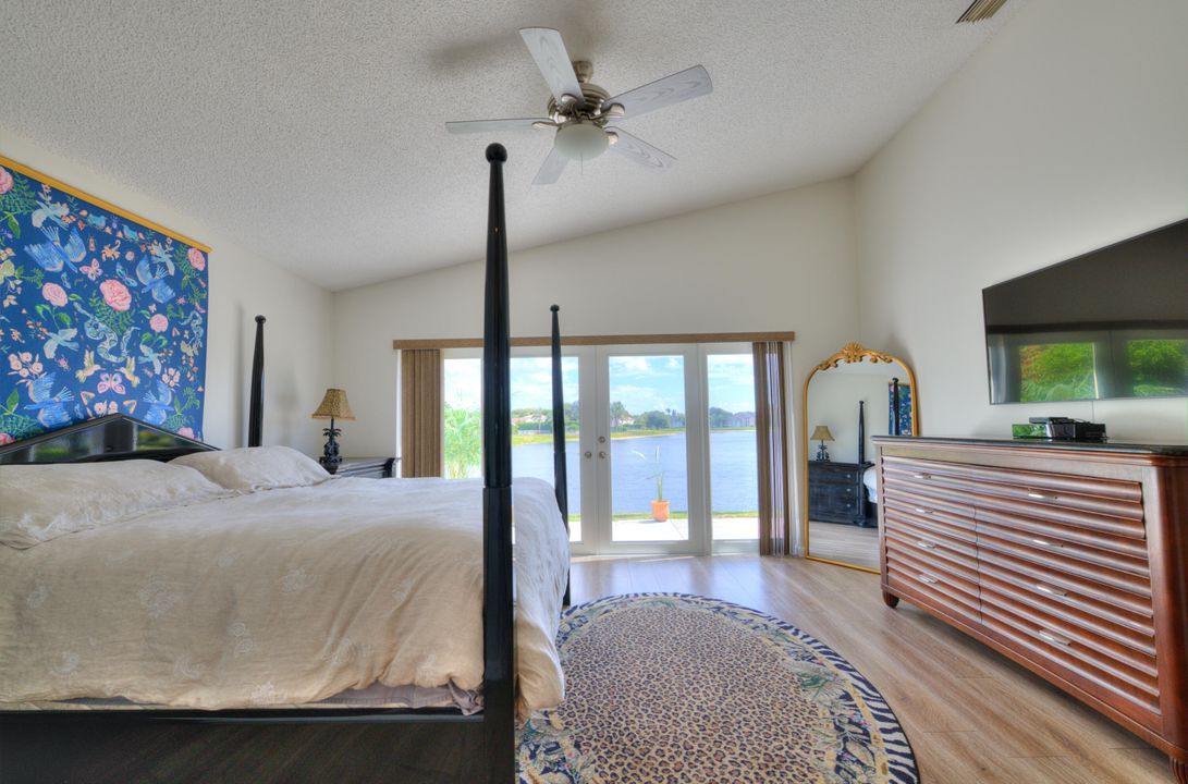 合同活跃: $634,999 (3 贝兹, 2 浴室, 1830 平方英尺)