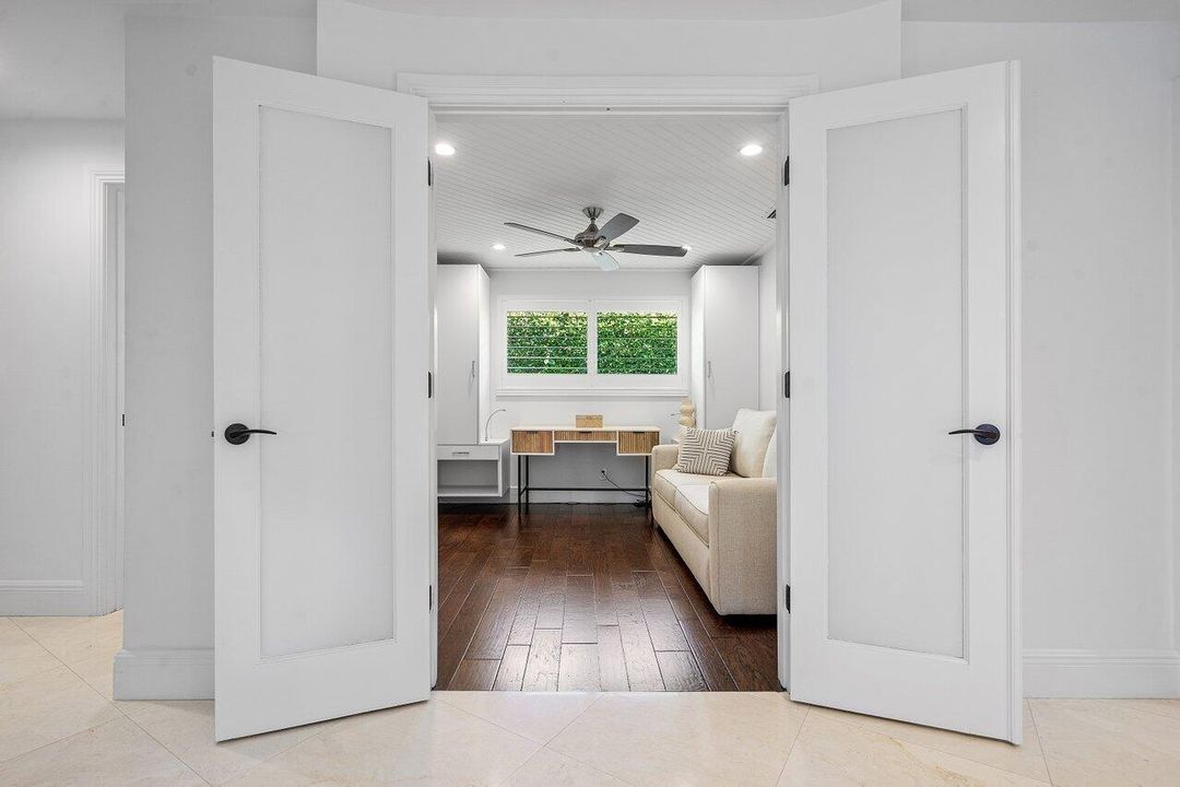 В аренду: $14,000 (3 спален, 2 ванн, 1810 Квадратных фут)